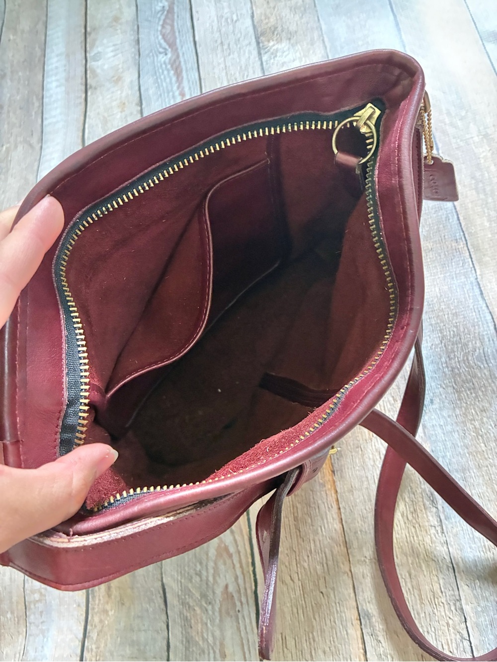 Vintage Coach Bucket Bag | Style 4075 | Mahogany Red Made in USA - Picture 9 of 10